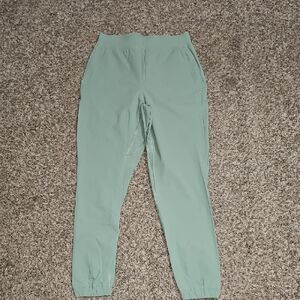 Luluemon Adapted Stste Joggers Sz 6 Regular!DSTN!! Green! 28" Inseam